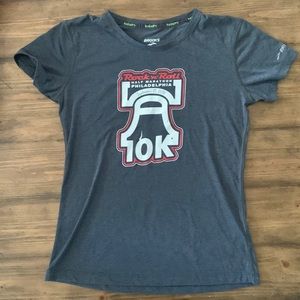 Brooks Rock N Roll 10K Philadelphia Tshirt